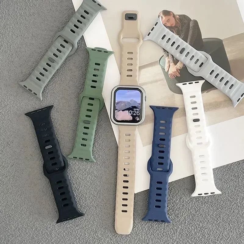 Silicone Band for  Watch 49Mm 45Mm 44Mm 41Mm 40Mm 42Mm 38Mm Sports Bracelet Correa Iwatch Ultra Series 9 8 7 6 5 3 SE Strap